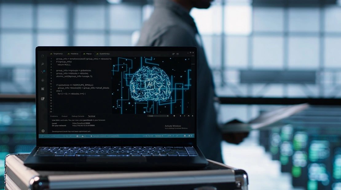 azure-for-machine-learning-notebook-used-by-ai-it-experts-close-up.webp